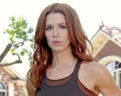  Who agrees that coquelicot Montgomery (Carrie Wells)from Unforgettable is a dead ringer for Mara Jade.