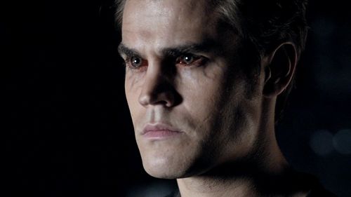  I miss the old Stefan.. The sweet one.. And I hate that that everybody loves Stefan the ripper.. Do you?