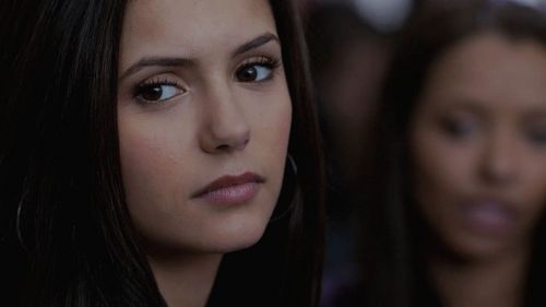  Who do wewe think Elena will end up with? (Not who wewe WANT her to end up with)