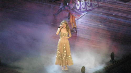 Post a picture of a Taylor Swift concert.