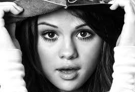 post a picture of SeL in monochrome..
