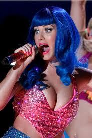  post a picture of katy with blue hair and a glittery outfit, can be a dress, pants, рубашка или even swimsuit?!