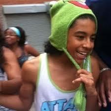  if princeton come your house nd when is the nigth he take off her pants and camicia and we do sex wat te do?