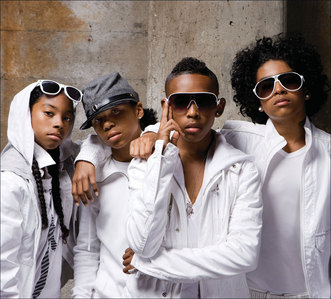  Who is your fave Mindless Behavior member and why????