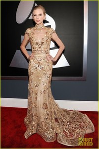  What did u think of Taylor at the Grammy Awards?