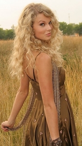 Post a pic of Taylor with curly hair