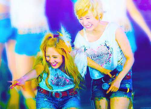  post your fave hyoyeon's parings. >:D