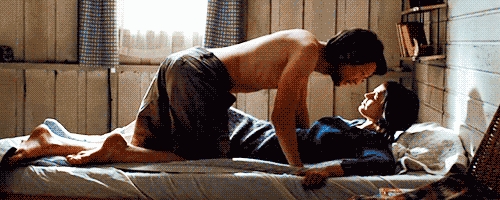 Can someone please help me Identify the film in which this gif originates from? PLEASE. 