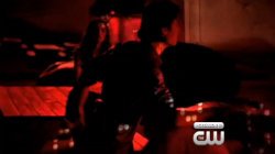  Damon in a parking lot with either Katherine ou Bonnie