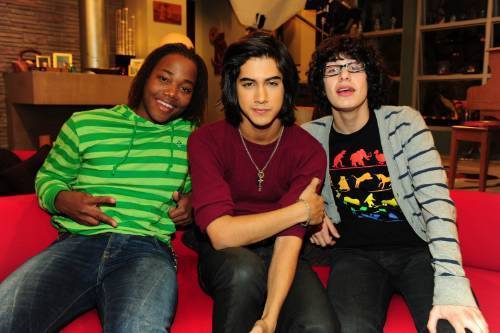  The boys of Victorious!