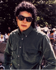  michael walking around france on his دن off