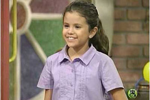  Selena Gomez 7-year-old!