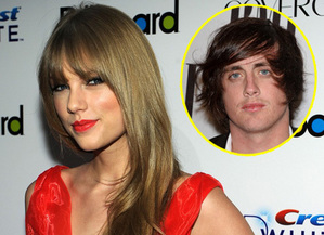  Tayor is single によって the breakup with actor Jake Gyllenhaal. Among his many "ex" we can not forget Joe Jonas and Taylor Lautner!