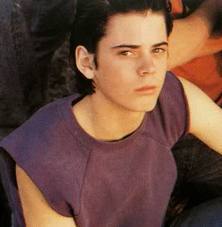 this is Ponyboy. i meet him and his friends at Dairy Hut...on accident