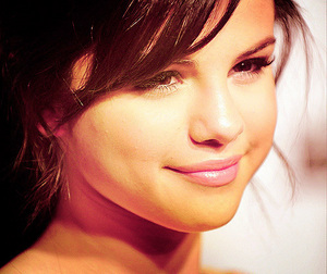 I think you are as beatiful as she is !<3