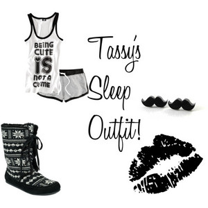  Tassy's Outfit 2 Sleep!