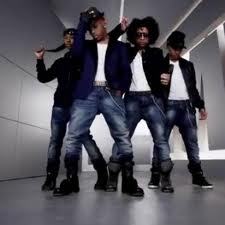  MB'S OUTFIT