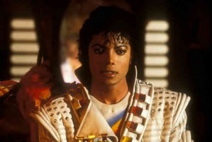 What Captain EO looked like when Lila was packing and after she left. Nothing but pain, sadness, and shock