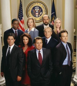  giorno 19 - Best tv mostra cast The West Wing cast, they were all so good and played off each other so we