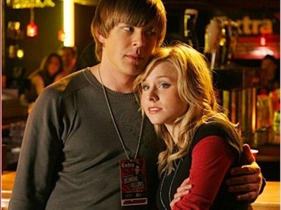 Day 21: A pairing you like and no one else understands why. 

Veronica & Piz (Veronica Mars)