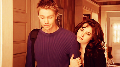 Day 3 – Your favorite couple(for today)
So difficult to choose between Naley,Jeyton and Brucas.I a