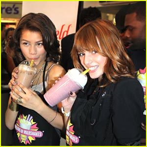  this zendaya and bella drinking milkshake