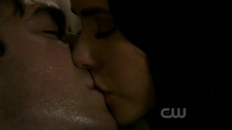  ♥Round nine - Still from 'As I lay dying' Season 2 - The famous Delena kiss♥