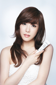  is this fany 4 Dior?? i only have this one i dk