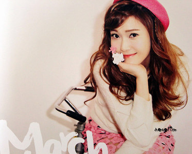  1."Jessica has sweet soft voice ~ & the stupids who says unlike that are just jealous ~ just go to he