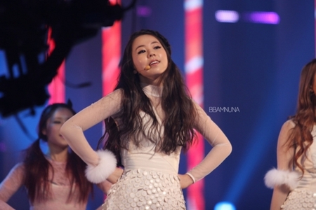  46."I hate people who bashes Sohee. She’s clearly trying her best to improve and satisfy their شائقین