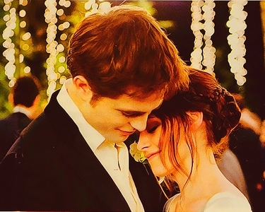  [i] Mine.. Bella & Edward for sure...♥ [/i]