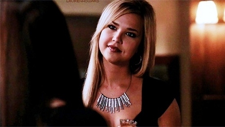 Day 8: Favorite guest star?
Definitely Arielle Kebbel as Lexi. I absolutely loved Lexi :)