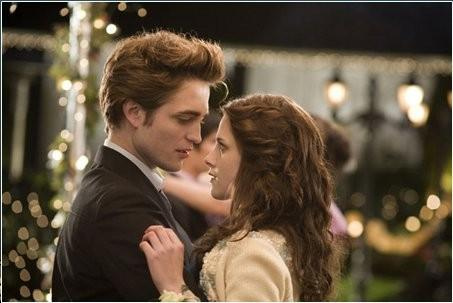  ngày 13- fave song in the twilight soundtrack Flightless Bird, American Mouth-Iron and wine