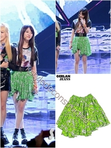  2.F(x)'s Sulli FROM MNET M COUNTDOWN 120621 BOTTOM: GERLAN JEANS SS12 SHE loup SLIME TIME jupe