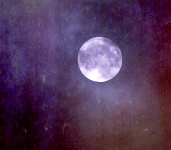 #11
Huge moon-edit