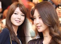  ok who was meer beautiful in mcm latest foto's of seohyun and soo young 1-who was prettier? 2-wich