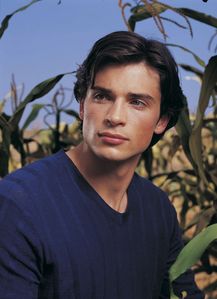  Not. Also, HaruLuver, you don't have to be gay to find someone of the same sex hot. Tom Welling?