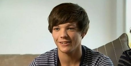  I would marry the one and only Carrot Boy, Louis Tomlinson and our childrens' names will be: 1. Quin