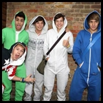  Who's the best? http://bit.ly/justin-vs-onedirection