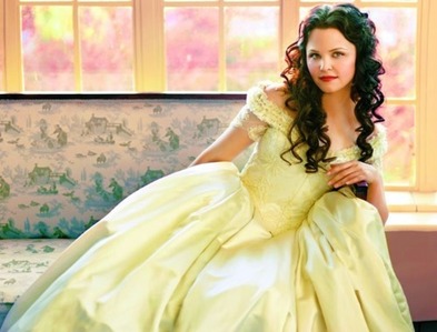  Post what song toi think is suited for Snow White/Mary Margaret, describes her and her life.