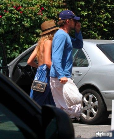  August 19th – Blake shopping at fred figglehorn Segal in Santa Monica with Leonardo DiCaprio