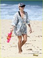 Reese Witherspoon & Jim Toth: Hawaiian Beach Vacation! - reese-witherspoon photo
