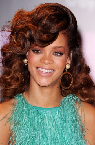 Rihanna - Reb'l Fleur launch in London - August 19, 2011