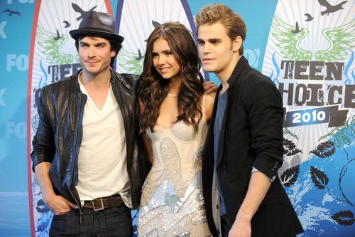  Nina Dobrev Teen Choice Awards 2010 :]