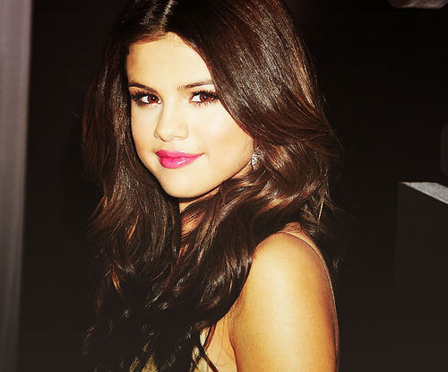 Selena Gomez!! Beautiful/Talented/Amazing Beyond Words!! 100% Real ♥ 