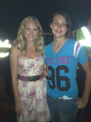  2 Fan pics of Candice BTS of TVD 3x04!