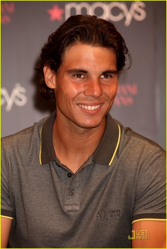  Rafael Nadal: Shirtless for Armani Jeans & Underwear!