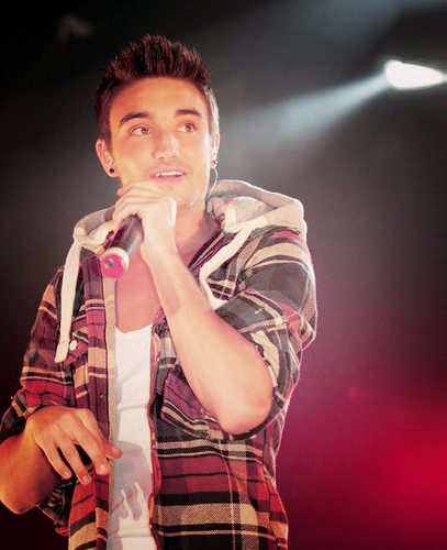 Tom On Tour!! (Sizzling Hot) He's Reali Fit! (I Love EVERYFING Bout Him!) 100% Real ♥ 