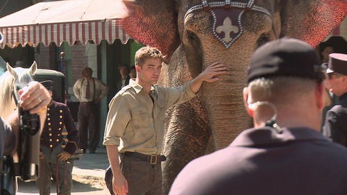 water for elephant-Rob