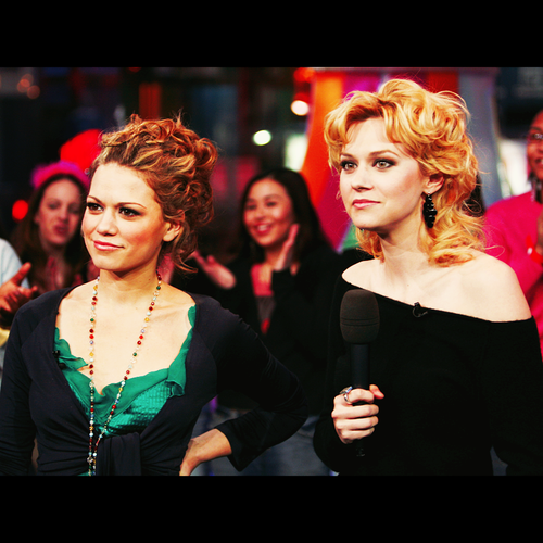  Hil and Joy ♥